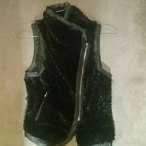 Womens Medium Black Fur Vest